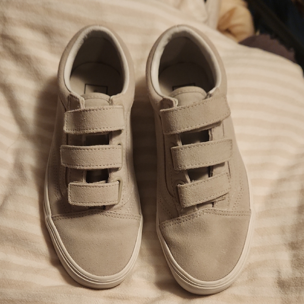 Vans Womens 7.5 Grey Velcro Sneakers
